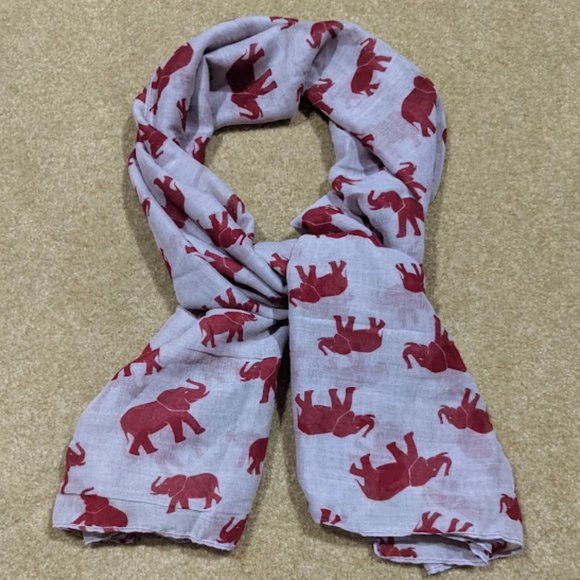 Red Elephant Scarf - Picture 3 of 5